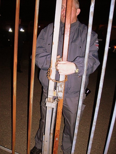 Click to begin slideshow DSCN1074.jpg