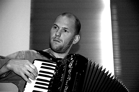 Click to begin slideshow DSC_0538-Edit_450.jpg