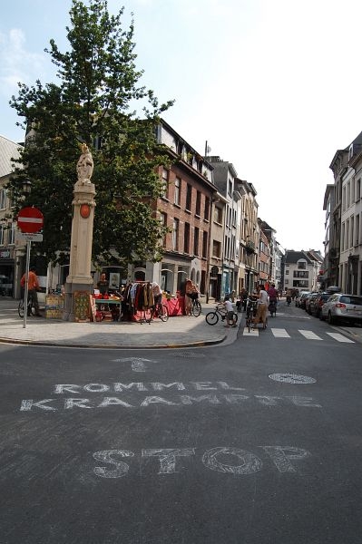 Click to begin slideshow DSC_2943.jpg