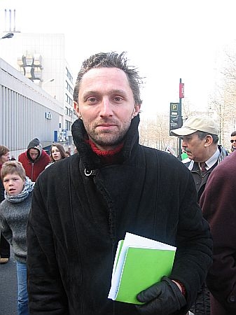 Click to begin slideshow IMG_5933.jpg