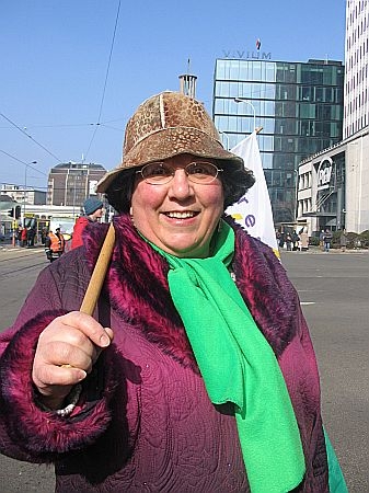 Click to begin slideshow IMG_5936.jpg