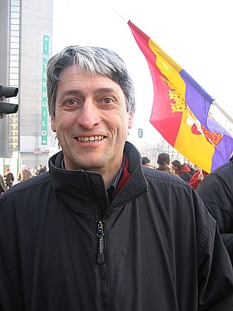 Click to begin slideshow IMG_5938.jpg