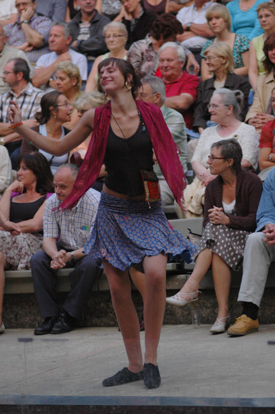 Click to begin slideshow Img14847.jpg