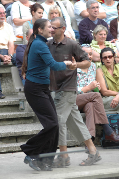 Click to begin slideshow Img15072.jpg