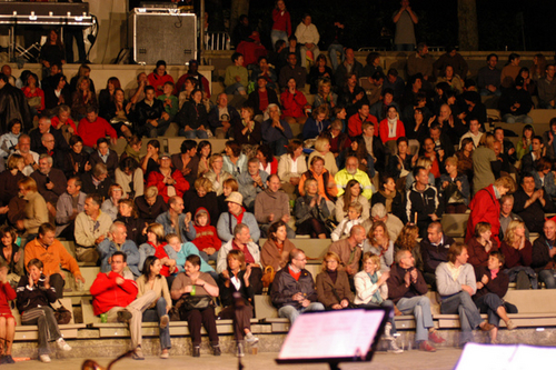 Click to begin slideshow Img15743.jpg