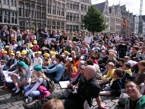 Click to begin slideshow L1150604.jpg