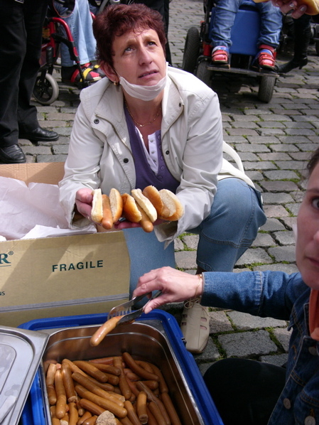 Click to begin slideshow L1150638.jpg