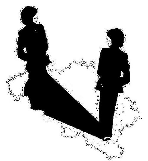 Click to begin slideshow LAURETTE1000.jpg