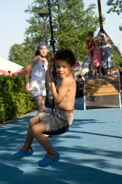 Click to begin slideshow ManuMundo20083596.jpg