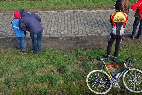 Click to begin slideshow OHV12.jpg