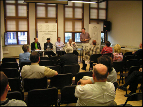 Click to begin slideshow PICT0011.jpg