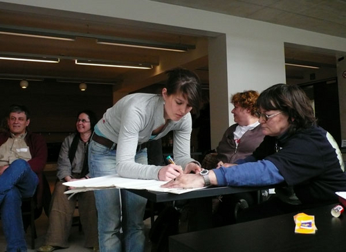 Click to begin slideshow RECHT-OP-8.jpg