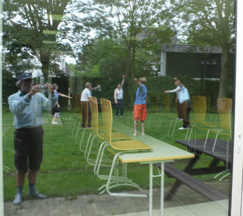 Click to begin slideshow US-OCHTENDGYM-1.gif