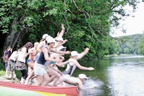 Click to begin slideshow VI7M6334_raw.jpg