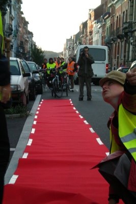 Click to begin slideshow Velofiets@jette 003.jpg