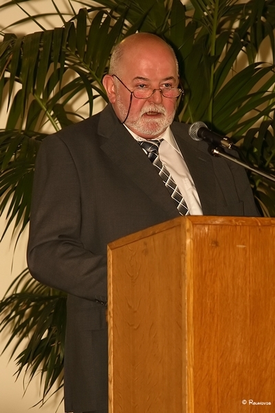 Zsen04.JPG