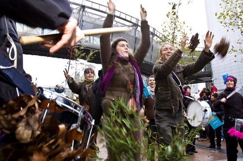 Click to begin slideshow _DSC0211.jpg