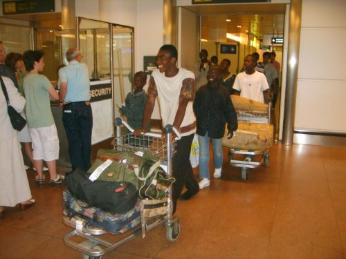 Click to begin slideshow aankomstluchthaven.jpg