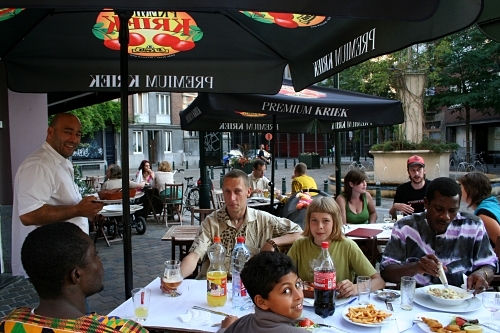 aantafel2.JPG