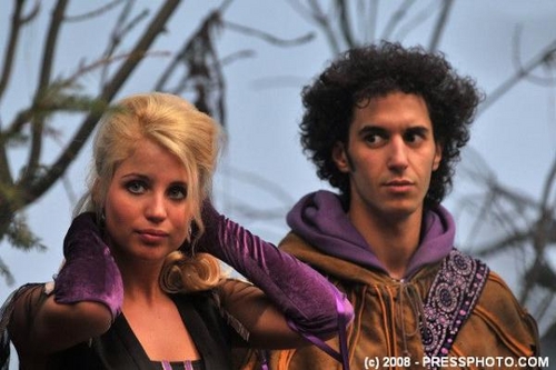 Click to begin slideshow anubis_film_02.jpg