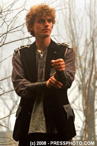 Click to begin slideshow anubis_film_14.jpg