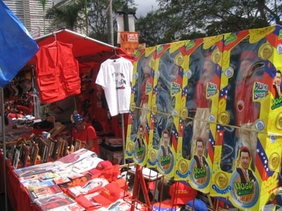 chavez poppen.jpg