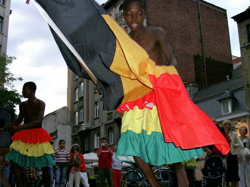Click to begin slideshow fanfakids_8175624.jpg