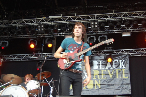 Click to begin slideshow hee_indymedia_072009_002.jpg