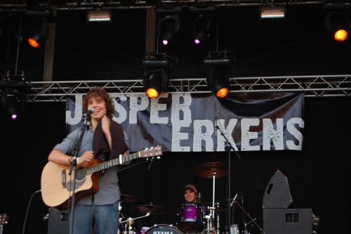 Click to begin slideshow hee_indymedia_072009_025.jpg