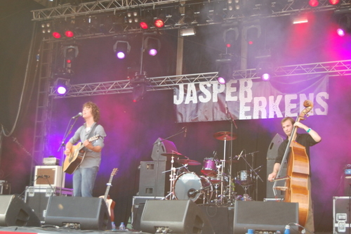 Click to begin slideshow hee_indymedia_072009_034.jpg