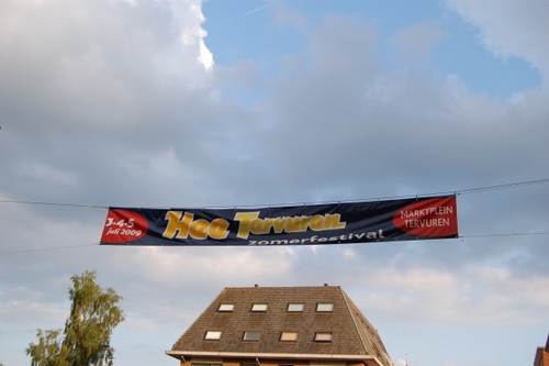 Click to begin slideshow hee_indymedia_072009_039.jpg