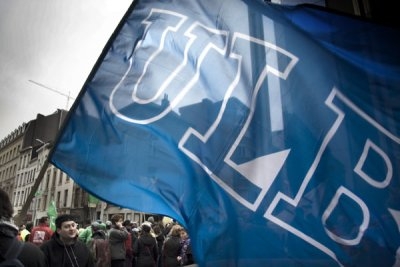 manif.jpeg manif.jpeg
