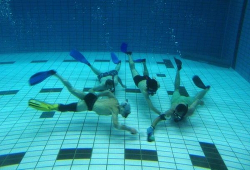 onderwaterhockey.jpg onderwaterhockey.jpg