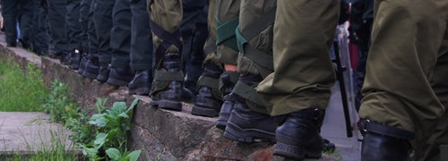 Click to begin slideshow politie_schendingen2.jpg