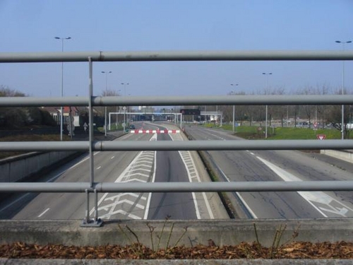Click to begin slideshow resize 2 afgesloten wegen.jpg