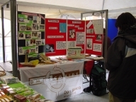 Click to begin slideshow vdw12.jpg