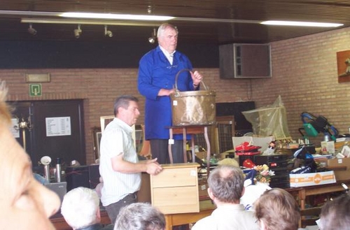 vlooienmarkt-ketel.jpg