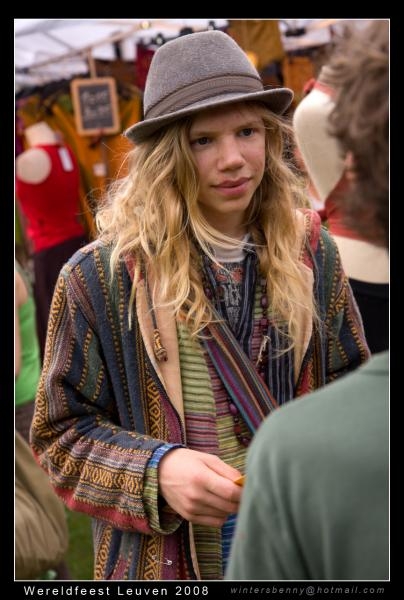 Click to begin slideshow wereldfeest3105080095.jpg