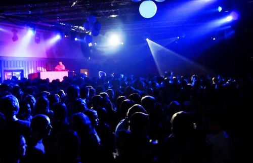 zaal blauw1.jpg zaal blauw1.jpg