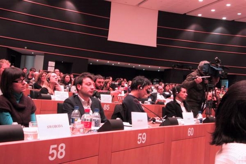 Click to begin slideshow zaal.jpg